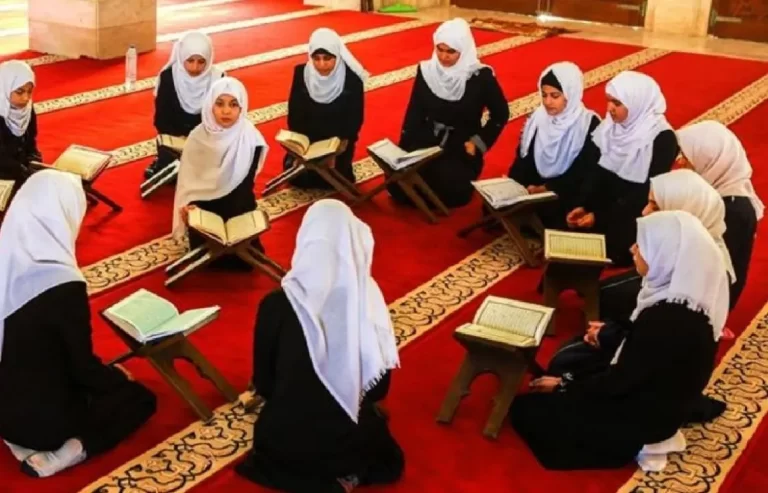 Interpretation of the Noble Qur’an for children in the correct way